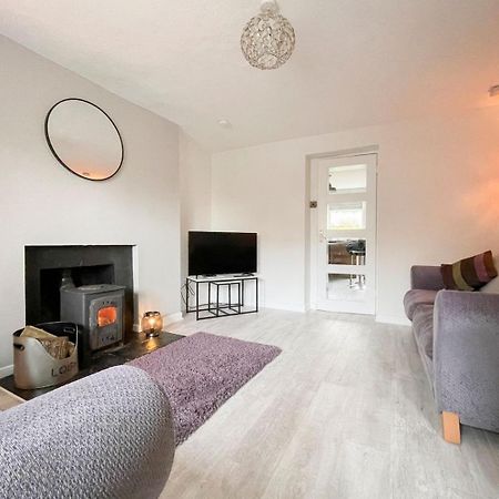Academy Street Cottage Tain Bagian luar foto