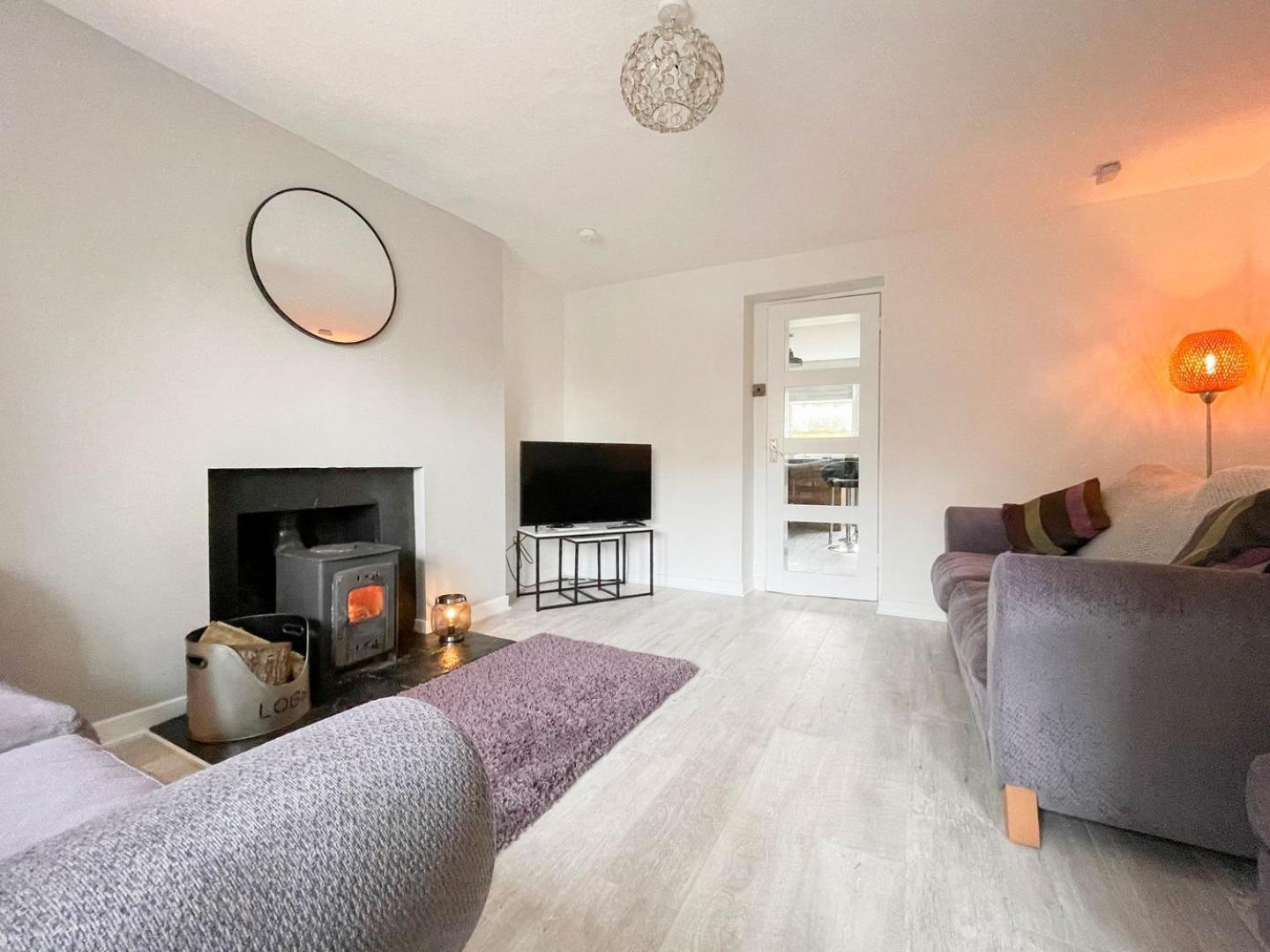 Academy Street Cottage Tain Bagian luar foto